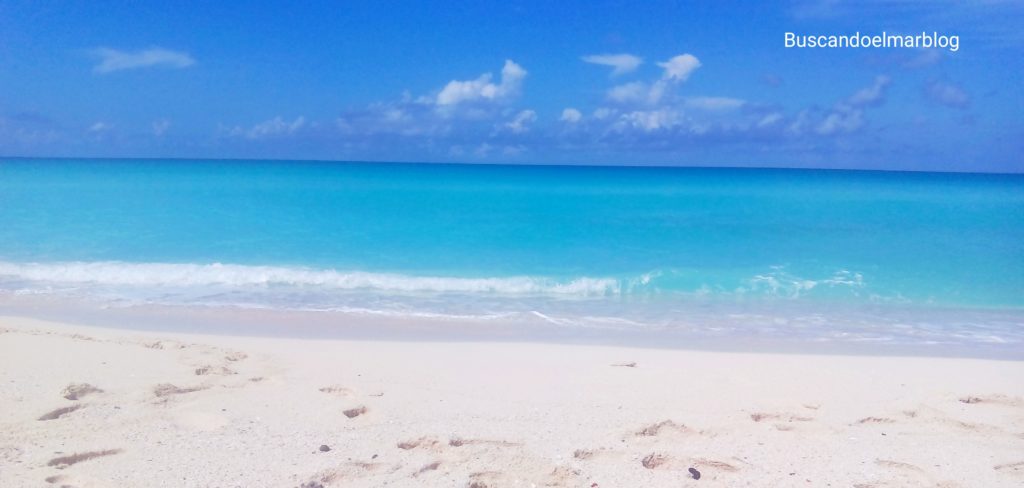 Playa de arena blanca de Bimini