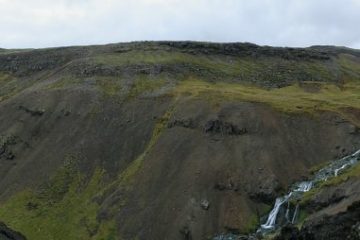 Vista de una zona del valle del río termal Reykjadalur